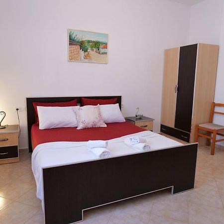 Villa Seventh Heaven Sarandë Exterior foto