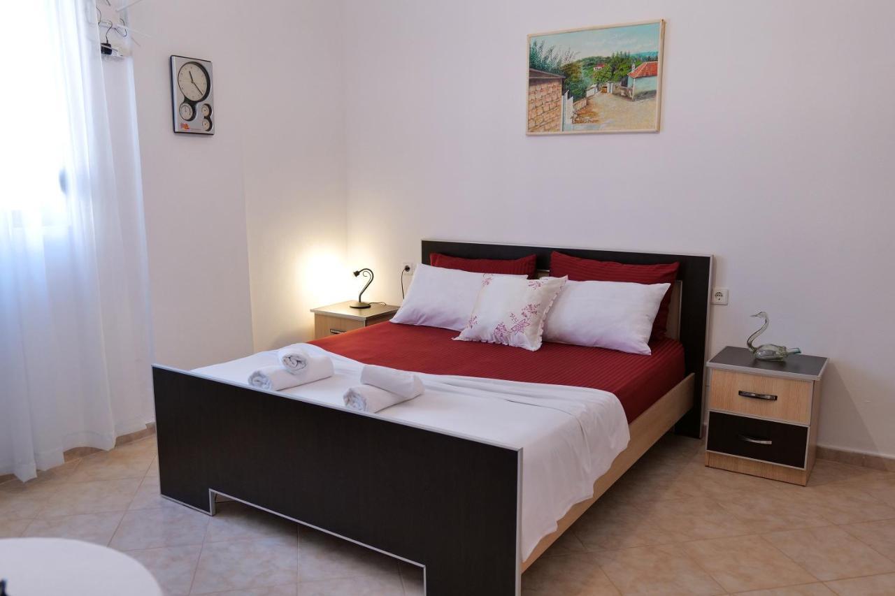 Villa Seventh Heaven Sarandë Exterior foto