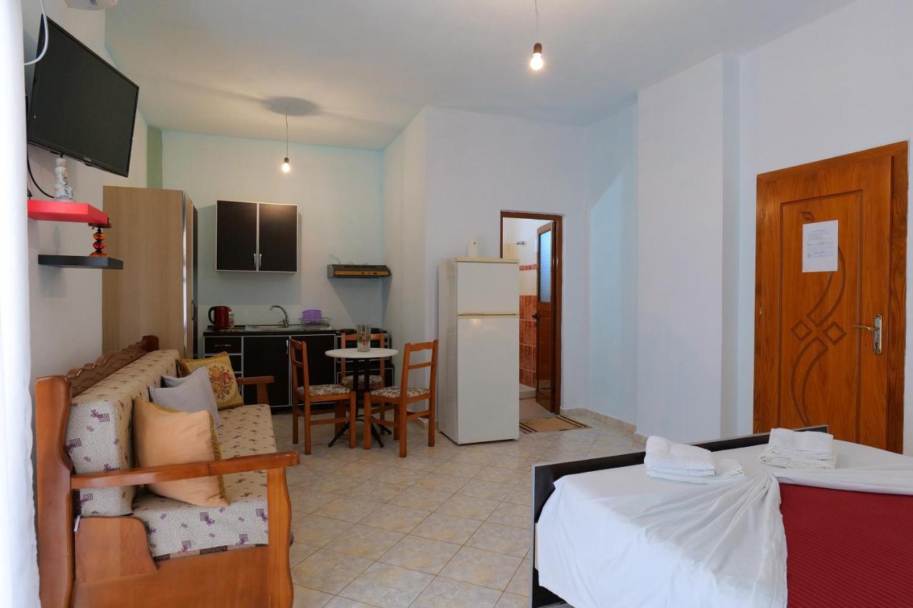 Villa Seventh Heaven Sarandë Exterior foto