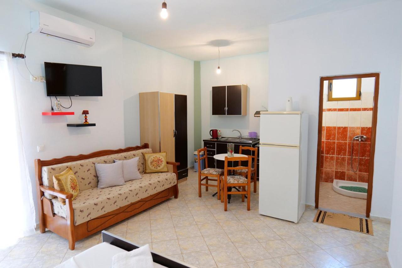 Villa Seventh Heaven Sarandë Exterior foto
