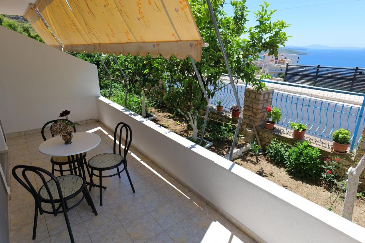 Villa Seventh Heaven Sarandë Exterior foto